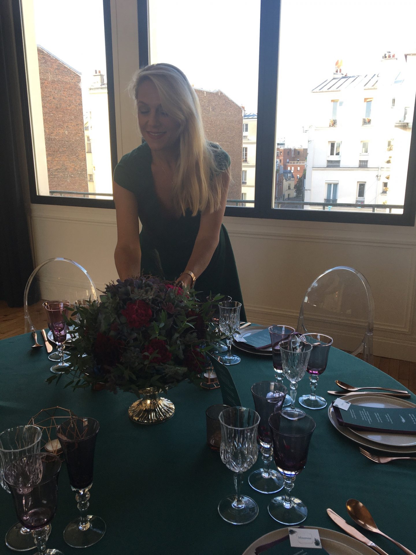 Aurélia de Mortemart wedding planner préparation table des mariés